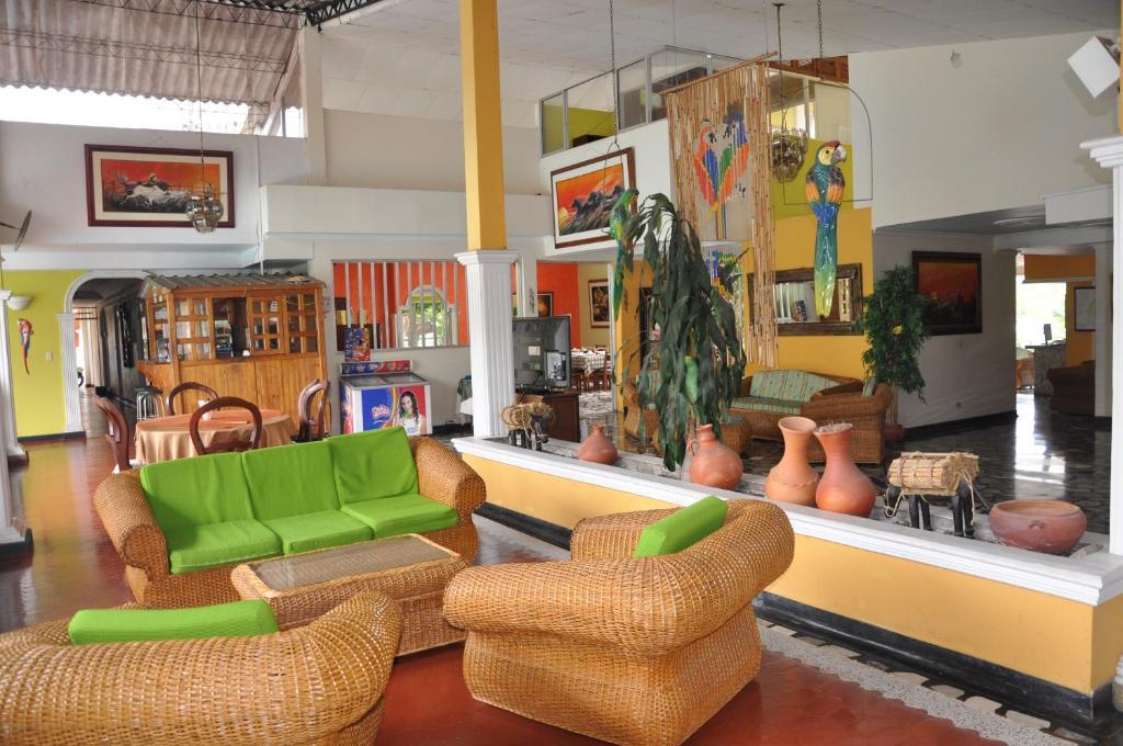 Santa Barbara Hotel Country Вильявисенсио Экстерьер фото