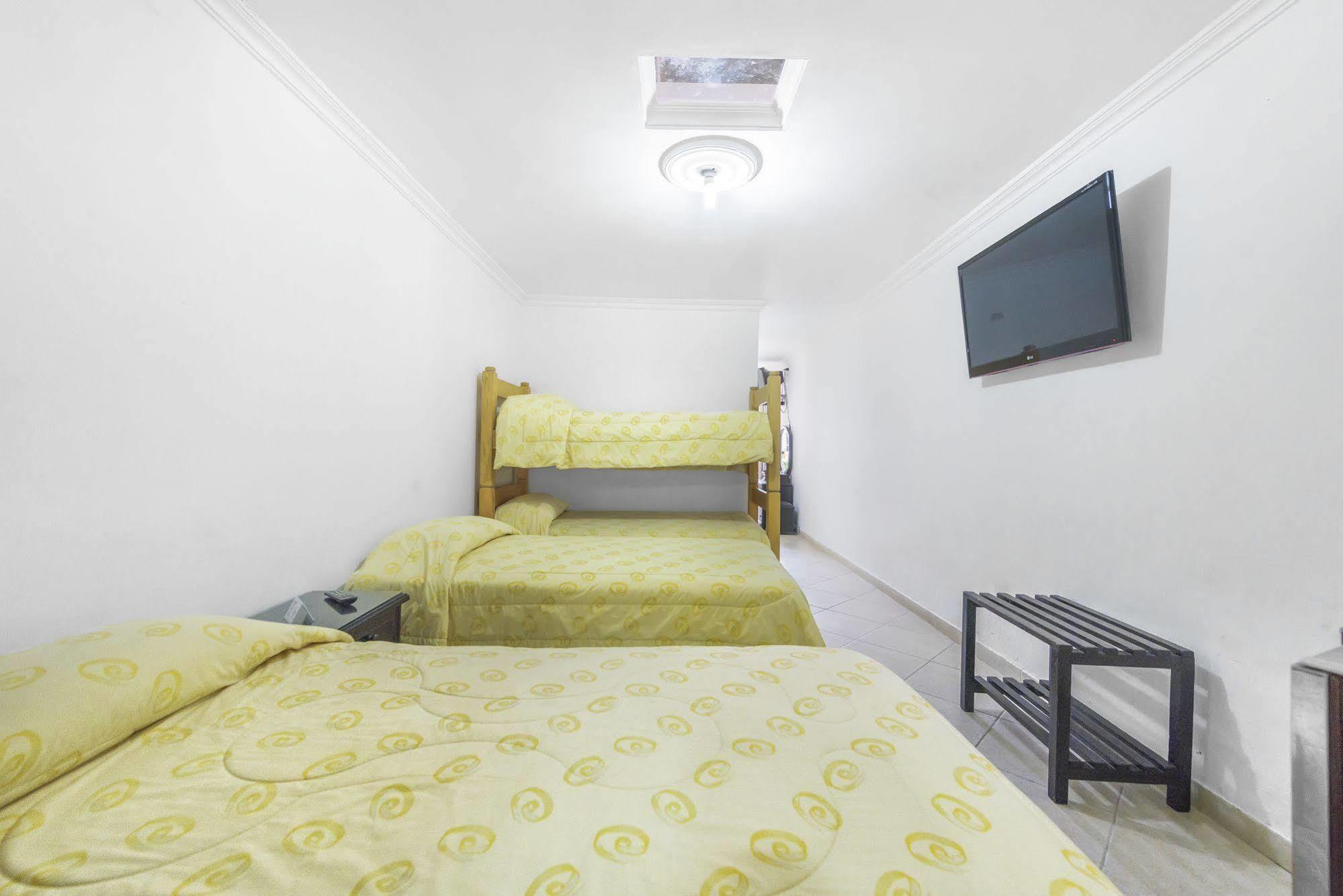 Santa Barbara Hotel Country Вильявисенсио Экстерьер фото