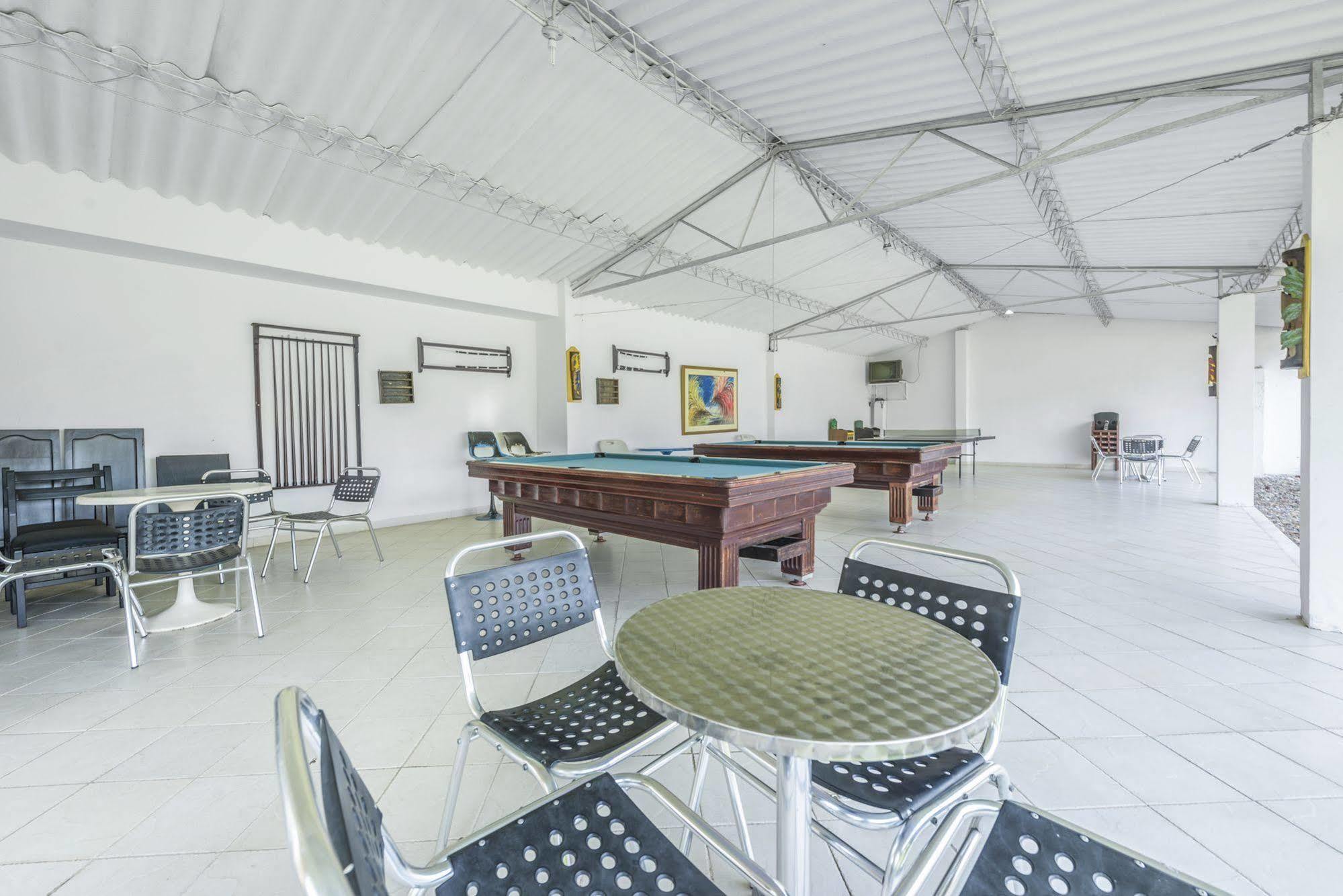 Santa Barbara Hotel Country Вильявисенсио Экстерьер фото