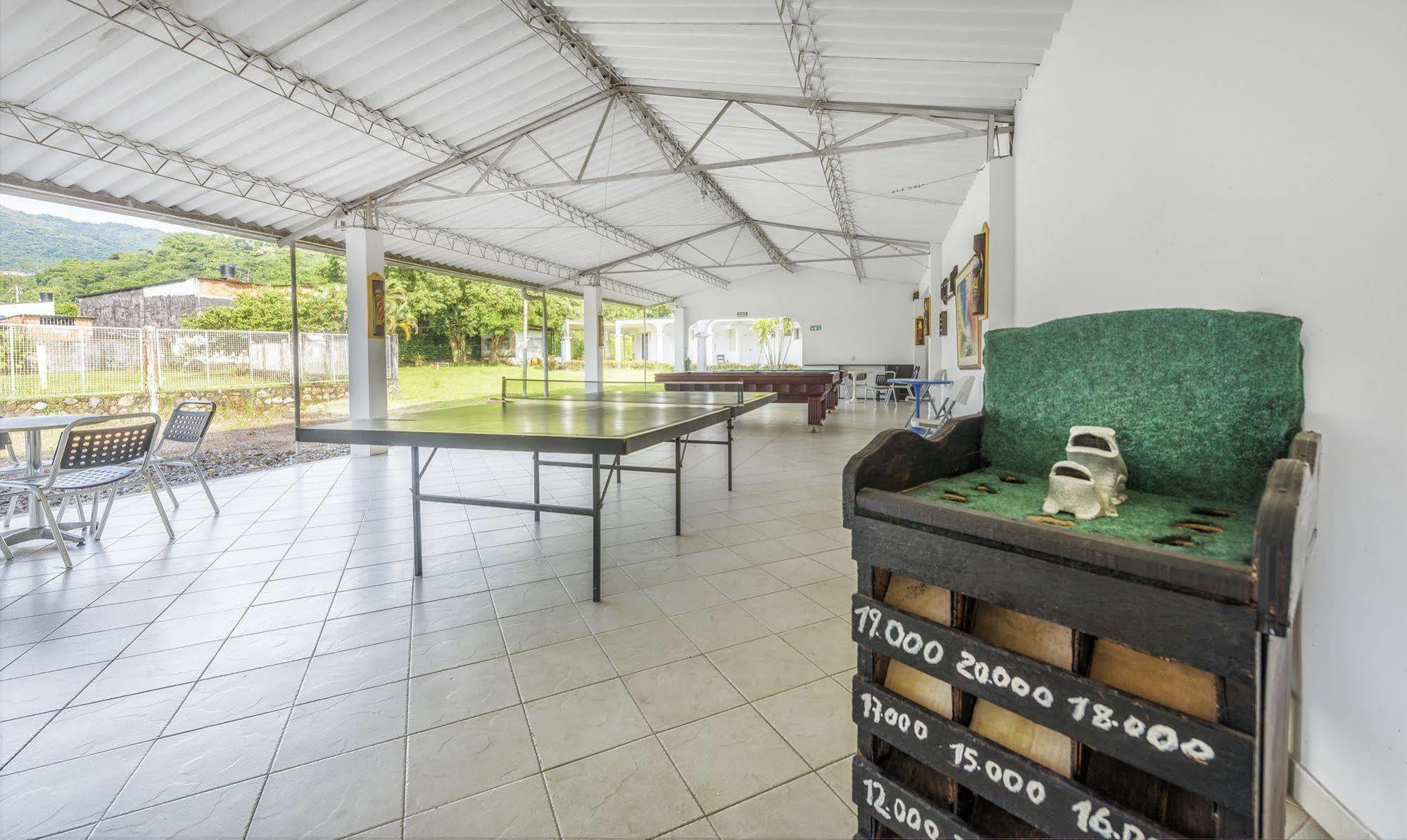 Santa Barbara Hotel Country Вильявисенсио Экстерьер фото